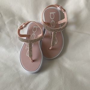 NWOT; BEBE GIRLS PINK JELLY SANDALS WITH RHINESTONES THONG; SIZE L 9/10; $18
